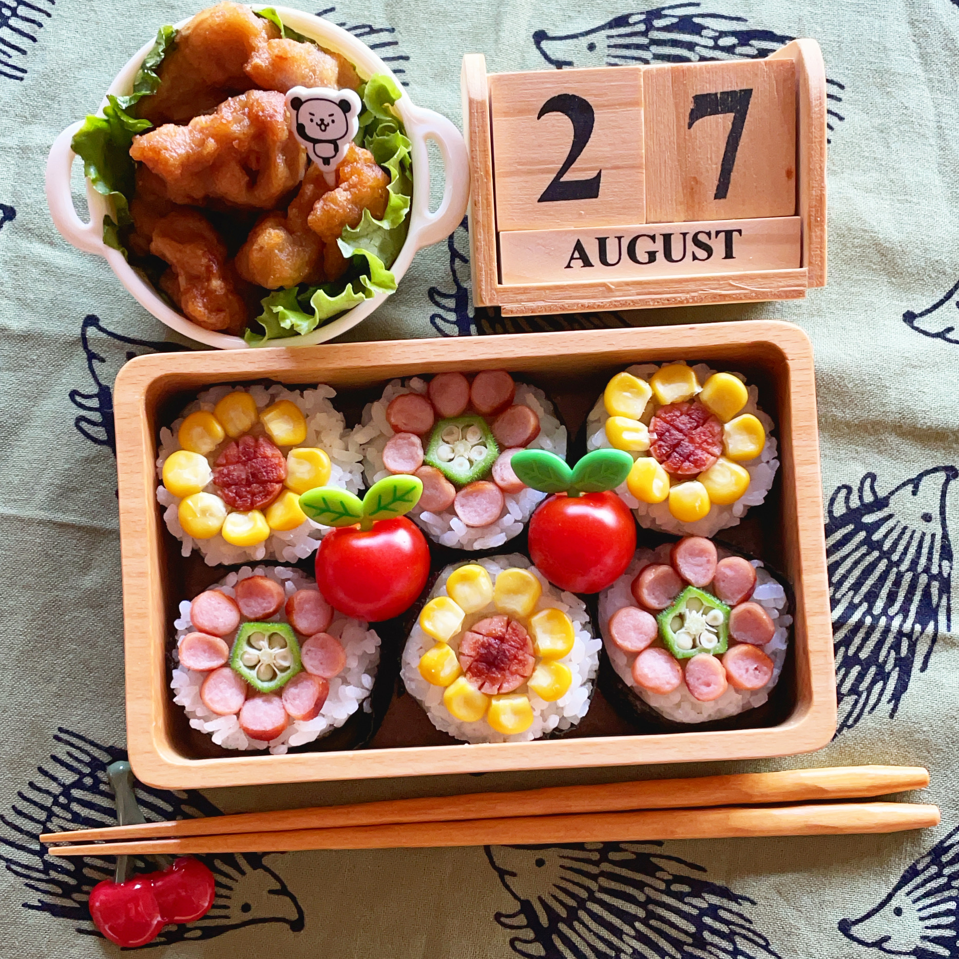 お花の海苔巻き弁当 Eatpick